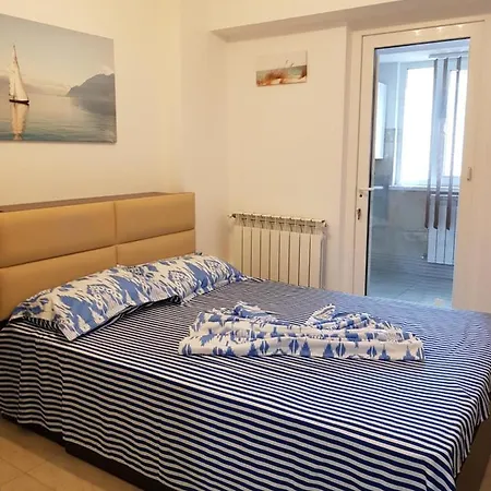 Apartament Plaja Reyna *